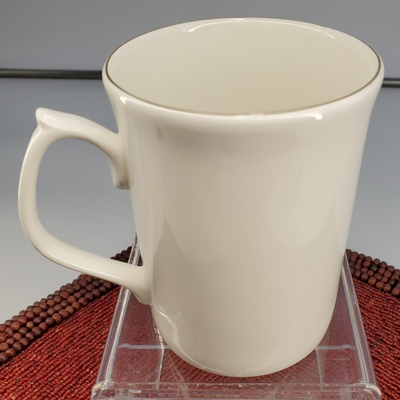 Irish Liffey Artefacts Irish Writers Mug (C14) - Picture 6 of 9